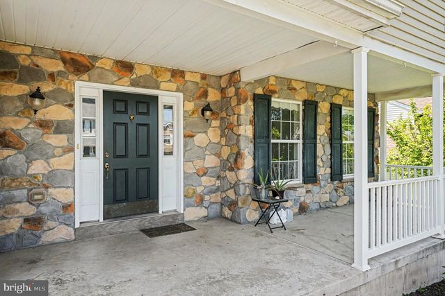 508 BROOK RUN TER, Gilbertsville, PA 19525