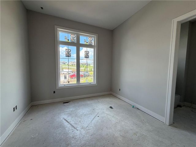 25517 W 114th Terrace, Olathe, KS 66061