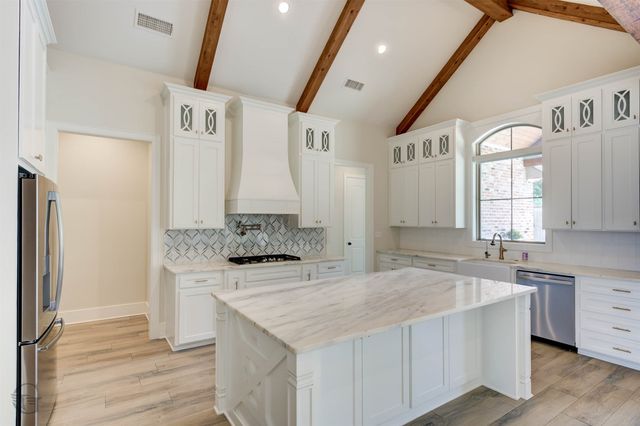 110 Overbrook Lane, Bossier City, LA 71111