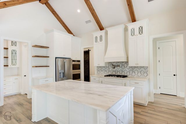 110 Overbrook Lane, Bossier City, LA 71111