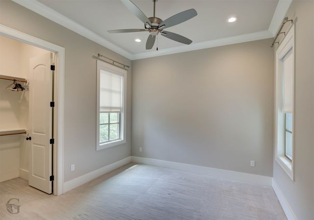 110 Overbrook Lane, Bossier City, LA 71111