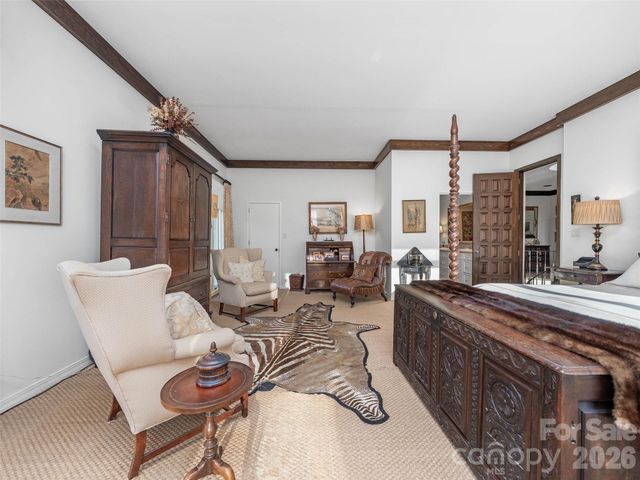 65 Crestwood Road, Asheville, NC 28804