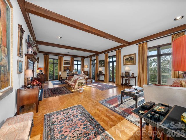 65 Crestwood Road, Asheville, NC 28804