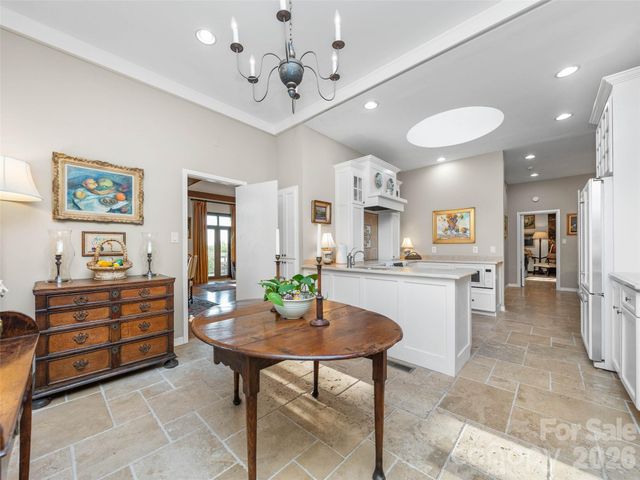 65 Crestwood Road, Asheville, NC 28804