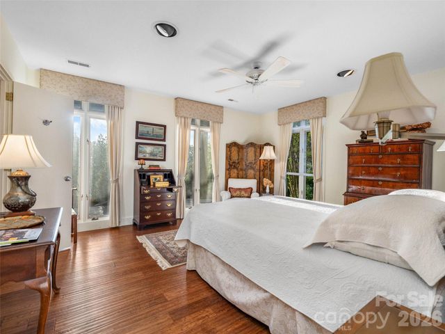 65 Crestwood Road, Asheville, NC 28804