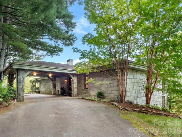 65 Crestwood Road, Asheville, NC 28804