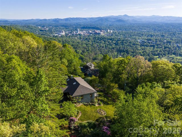65 Crestwood Road, Asheville, NC 28804