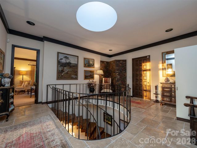 65 Crestwood Road, Asheville, NC 28804