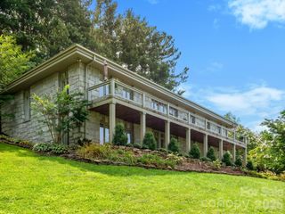 65 Crestwood Road, Asheville, NC 28804