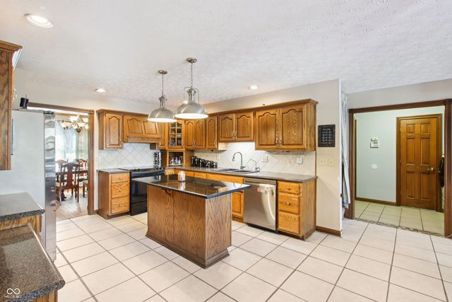 6840 Romeo Drive, Avon, IN 46123