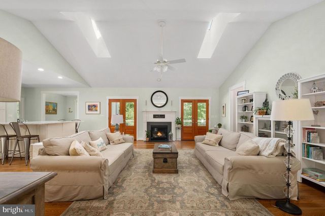 32454 GADSDEN LN, Locust Grove, VA 22508