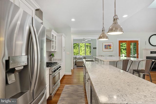 32454 GADSDEN LN, Locust Grove, VA 22508