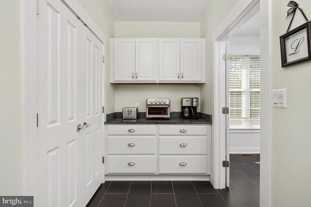 32454 GADSDEN LN, Locust Grove, VA 22508