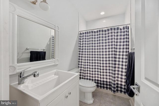 32454 GADSDEN LN, Locust Grove, VA 22508