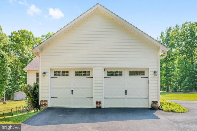 32454 GADSDEN LN, Locust Grove, VA 22508