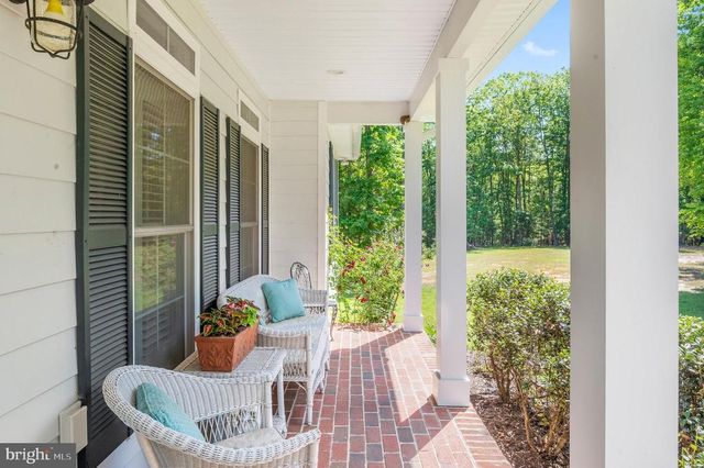 32454 GADSDEN LN, Locust Grove, VA 22508