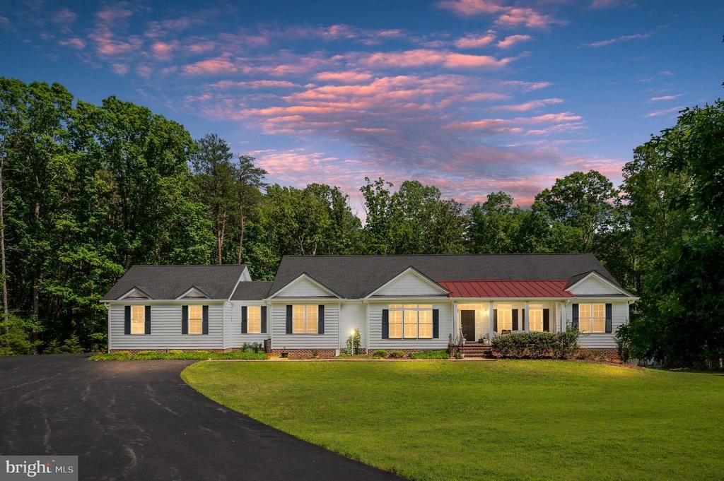 32454 GADSDEN LN, Locust Grove, VA 22508