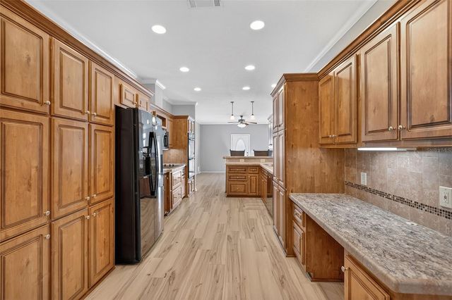 530 SAN CLEMENTE CIRCLE, North Port, FL 34287