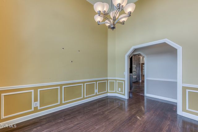 141 Barefoot Landing Drive, Blountville, TN 37617