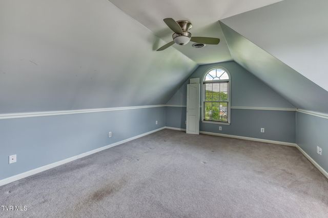 141 Barefoot Landing Drive, Blountville, TN 37617