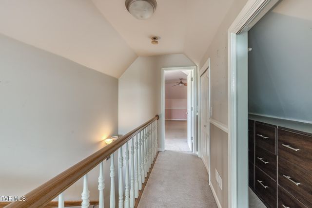 141 Barefoot Landing Drive, Blountville, TN 37617