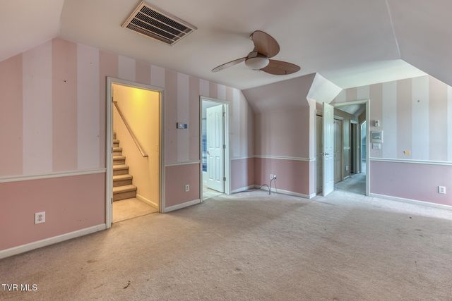 141 Barefoot Landing Drive, Blountville, TN 37617