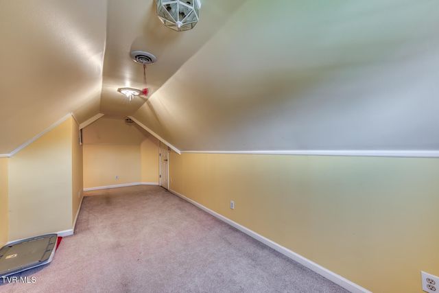 141 Barefoot Landing Drive, Blountville, TN 37617