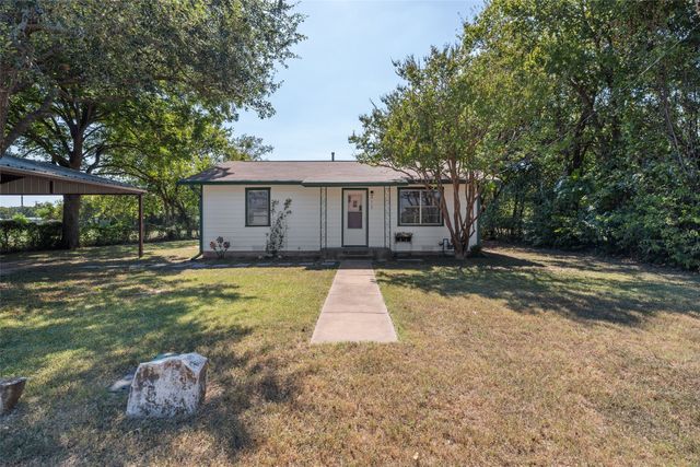 412 S Somervelle, Iredell, TX 76649