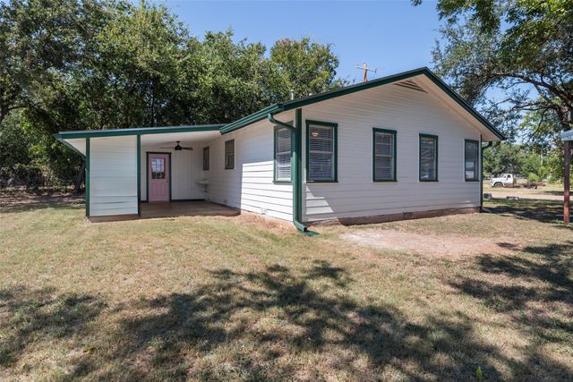 412 S Somervelle, Iredell, TX 76649