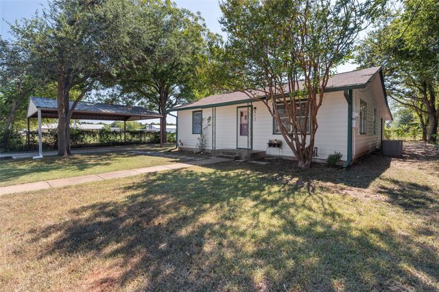 412 S Somervelle, Iredell, TX 76649