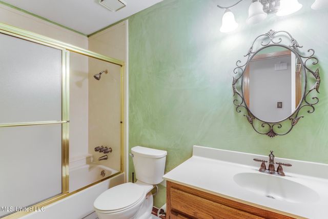 2694 Broadwater Drive, Gulfport, MS 39507