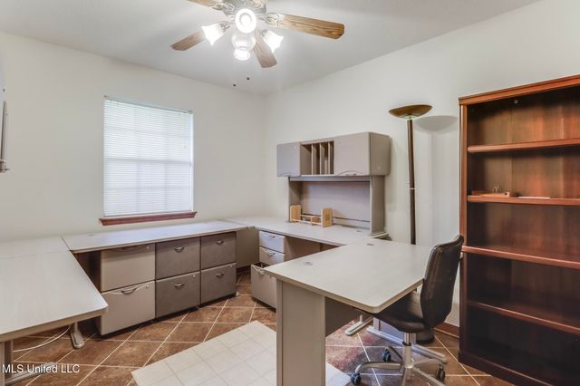 2694 Broadwater Drive, Gulfport, MS 39507