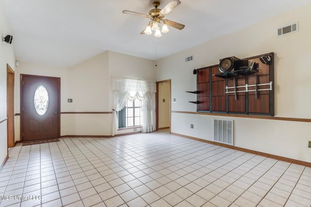 2694 Broadwater Drive, Gulfport, MS 39507