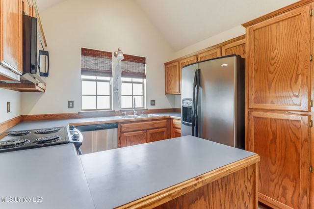 2694 Broadwater Drive, Gulfport, MS 39507