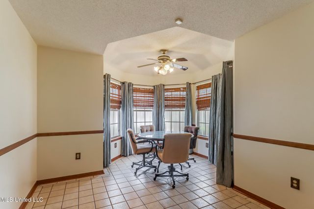 2694 Broadwater Drive, Gulfport, MS 39507