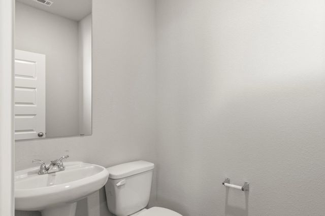 171 Daylily DR, Elgin, TX 78621