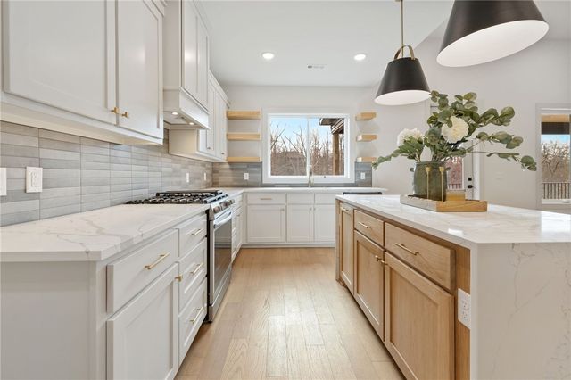 19 Cullen Hills Drive, Bella Vista, AR 72715