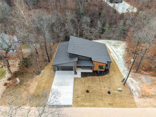 19 Cullen Hills Drive, Bella Vista, AR 72715