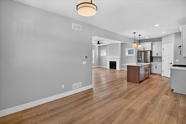 4829 Lacy Road, Fitchburg, WI 53711