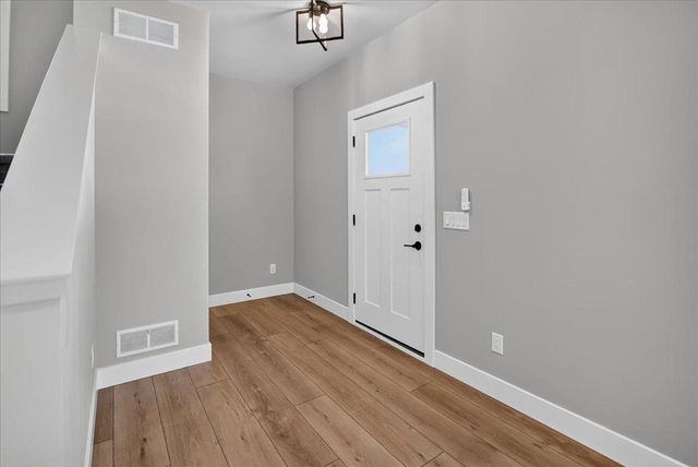 4829 Lacy Road, Fitchburg, WI 53711
