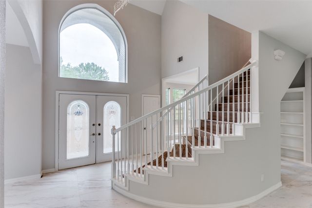 6315 Millwood Court, Arlington, TX 76016