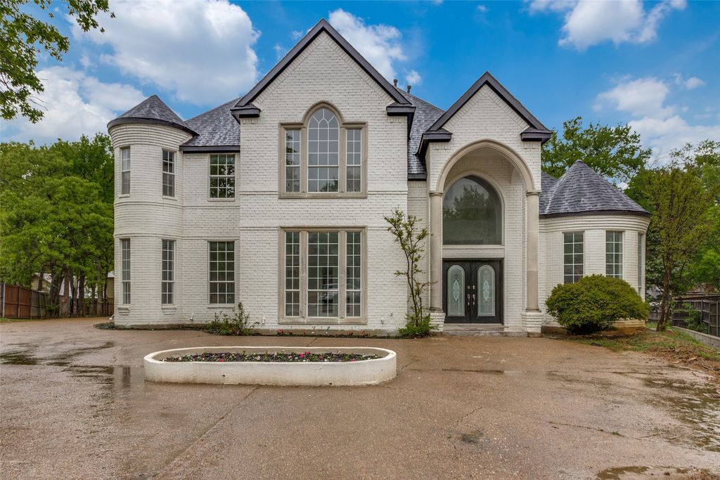 6315 Millwood Court, Arlington, TX 76016