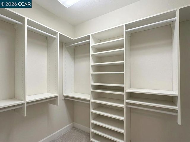 2291 Overlook Dr, Walnut Creek, CA 94597