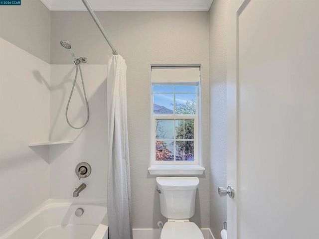 2291 Overlook Dr, Walnut Creek, CA 94597