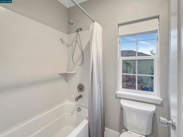 2291 Overlook Dr, Walnut Creek, CA 94597