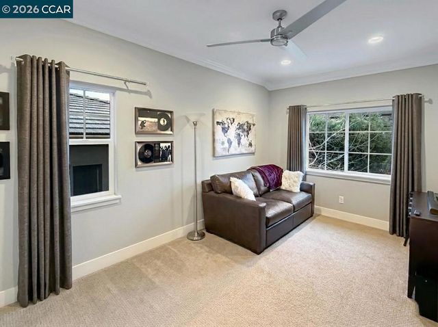 2291 Overlook Dr, Walnut Creek, CA 94597