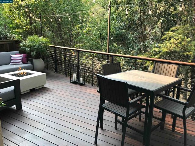 2291 Overlook Dr, Walnut Creek, CA 94597