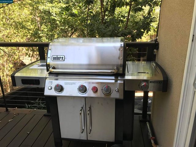 2291 Overlook Dr, Walnut Creek, CA 94597