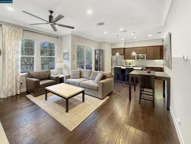 2291 Overlook Dr, Walnut Creek, CA 94597