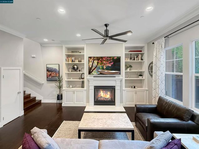 2291 Overlook Dr, Walnut Creek, CA 94597